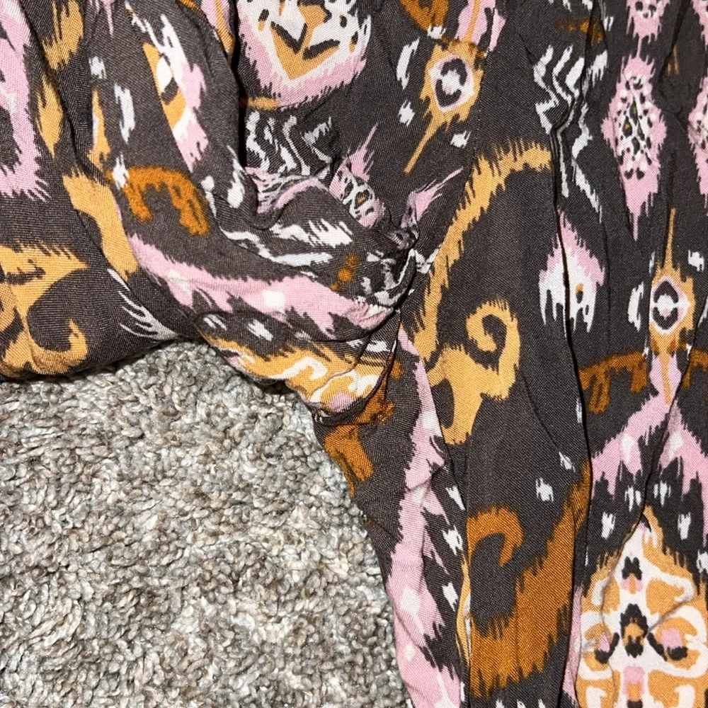 Savanna Jane Aztec Printed Jumpsuit Size Small - Picture 9 of 12